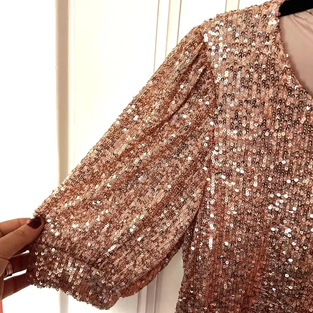 Cable & Gauge Rose Gold Sequin Short Sleeve Top - Picture 4 of 6